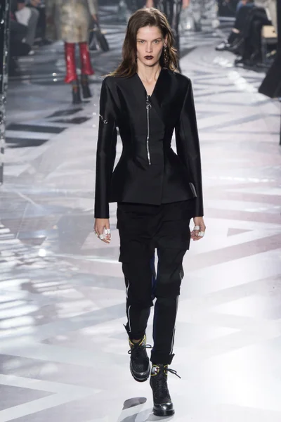 Look 42